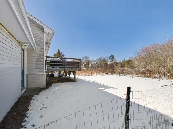 $379,000 | 18 Booker Street, Thomaston, ME 04861