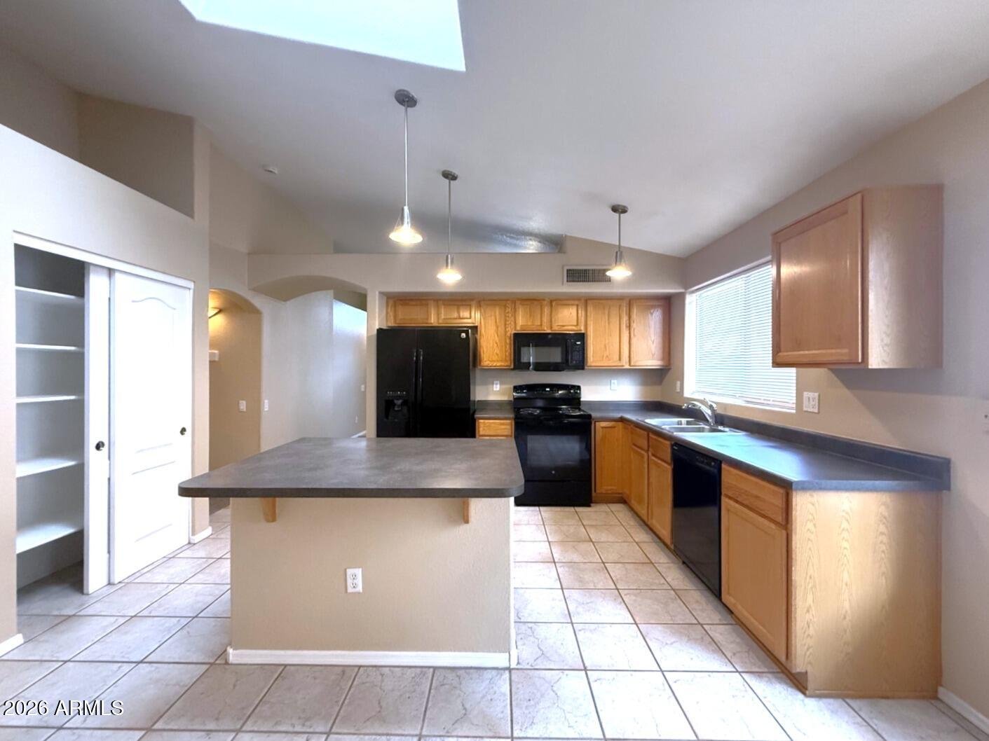 4707 East Frye Road Phoenix, AZ 85048 - Photo 5 of 16 16