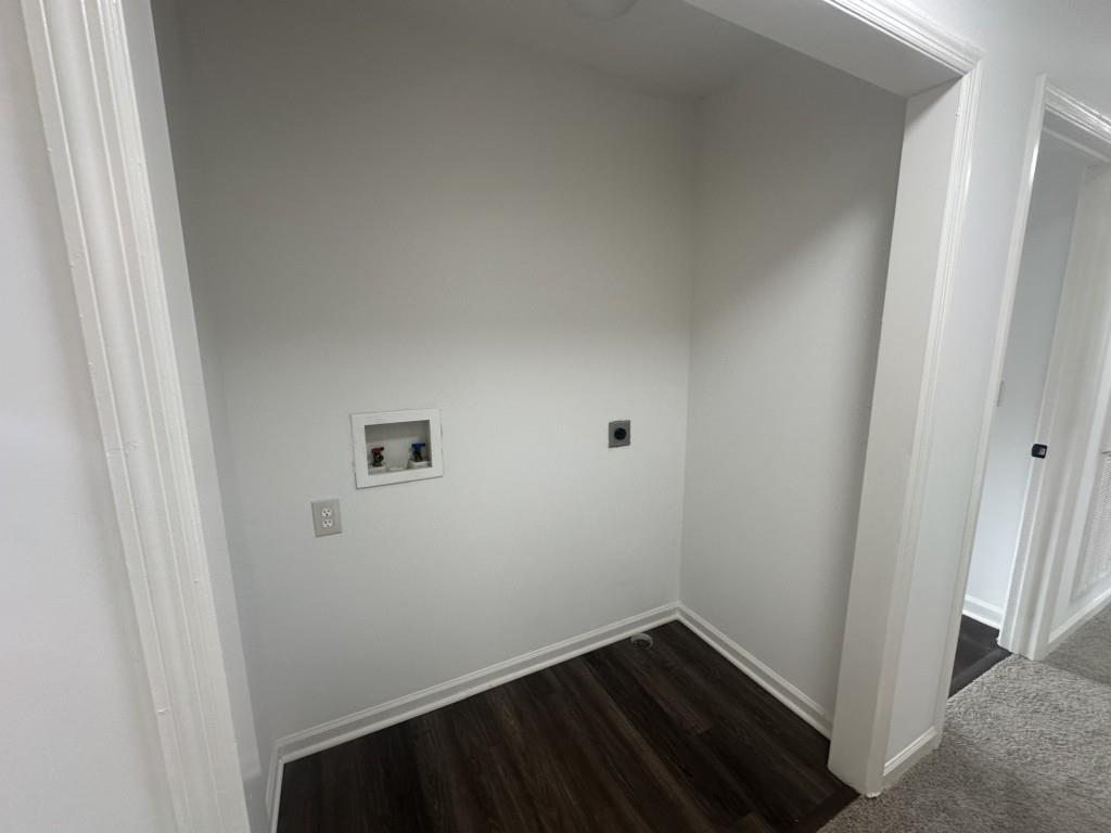 205 Daisy Lane Chatsworth, GA 30705 - Photo 17 of 34 a view of small space with wooden floor