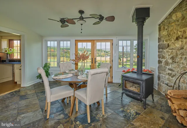 $825,000 | 2529 Gallows Hill Road, Kintnersville, PA 18930