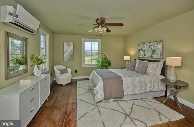 $825,000 | 2529 Gallows Hill Road, Kintnersville, PA 18930