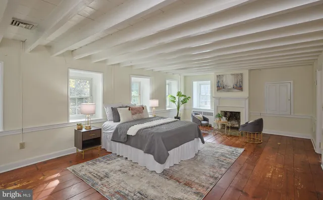 $825,000 | 2529 Gallows Hill Road, Kintnersville, PA 18930