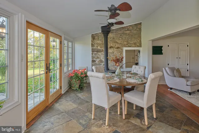 $825,000 | 2529 Gallows Hill Road, Kintnersville, PA 18930