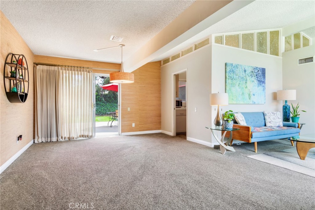 130 Sunridge Way Redlands, CA 92373 - Photo 8 of 35 Dining Room with view to backyard