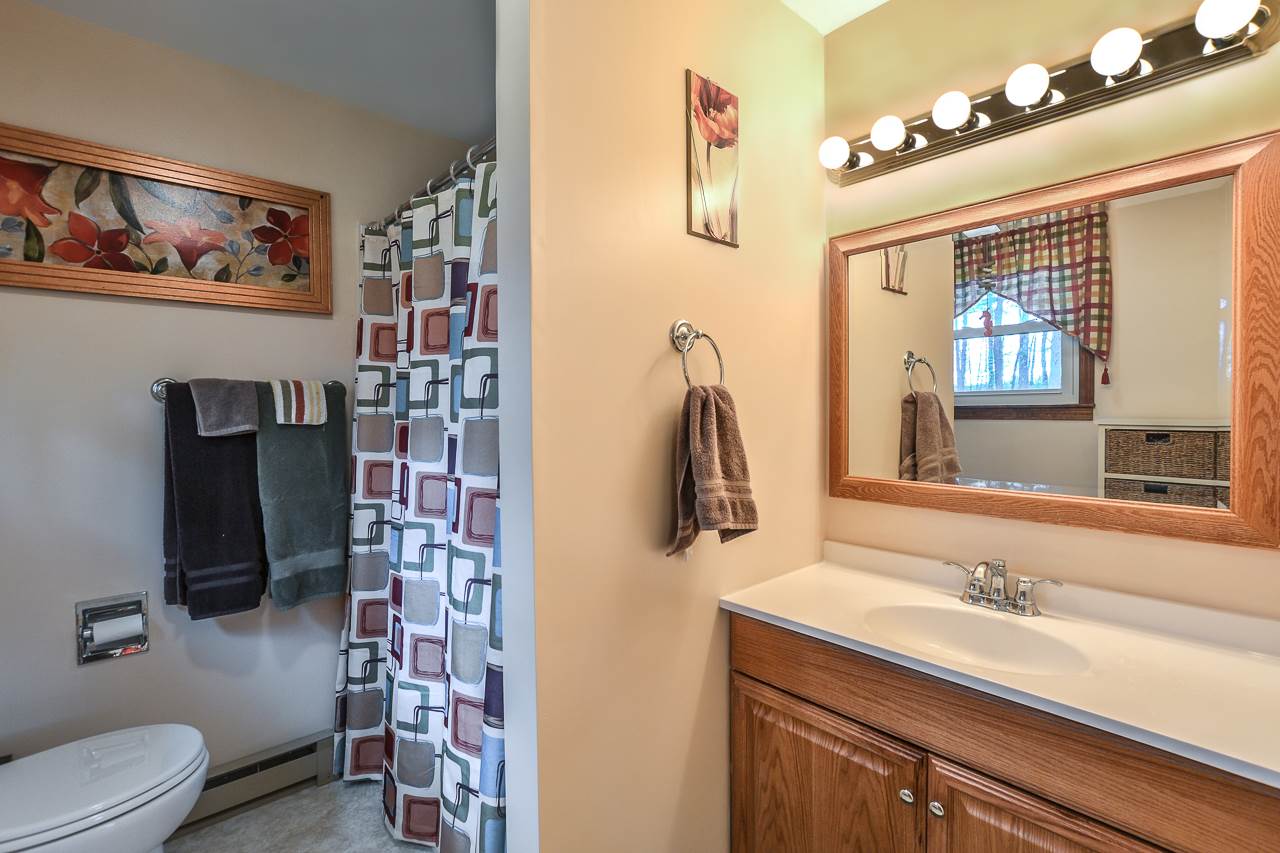 10 Cross Road Exeter, NH 03833 - Photo 14 of 23