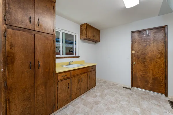 $559,000 | 1339 Laurel Avenue, Ukiah, CA 95482