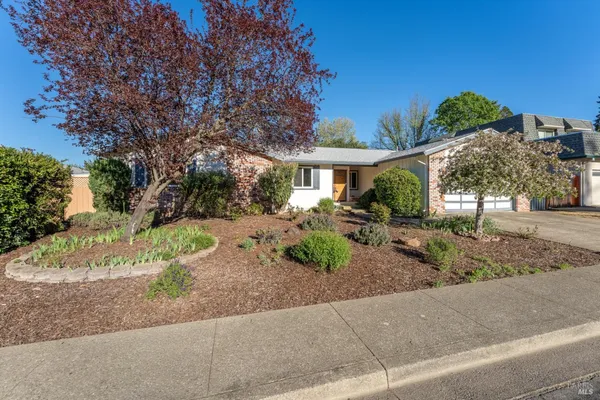 $535,000 | 1339 Laurel Avenue, Ukiah, CA 95482
