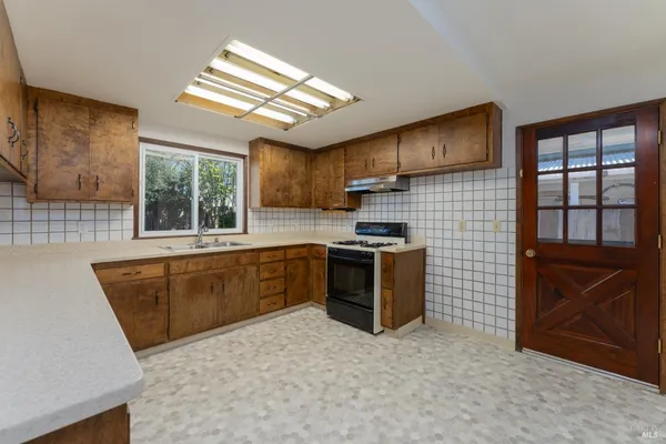 $559,000 | 1339 Laurel Avenue, Ukiah, CA 95482