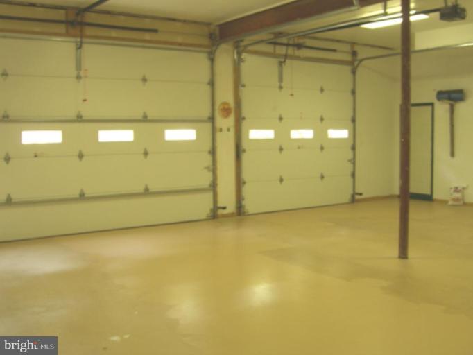 6109 Hunt Club Road Elkridge, MD 21075 - Photo 19 of 24 Garage 2