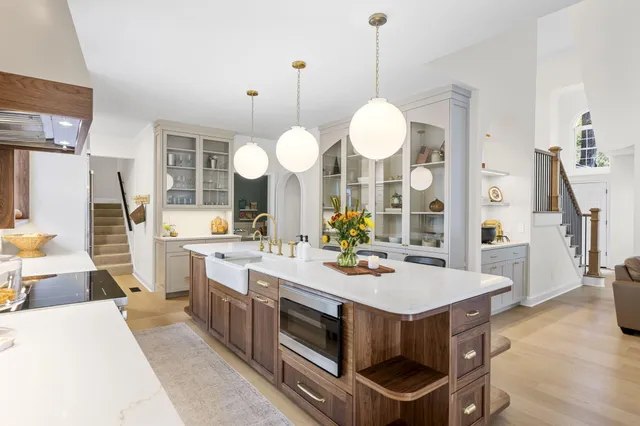 $1,549,995 | 533 Fern Trail, Signal Mountain, TN 37377