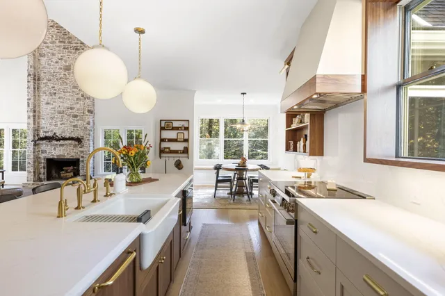 $1,549,995 | 533 Fern Trail, Signal Mountain, TN 37377