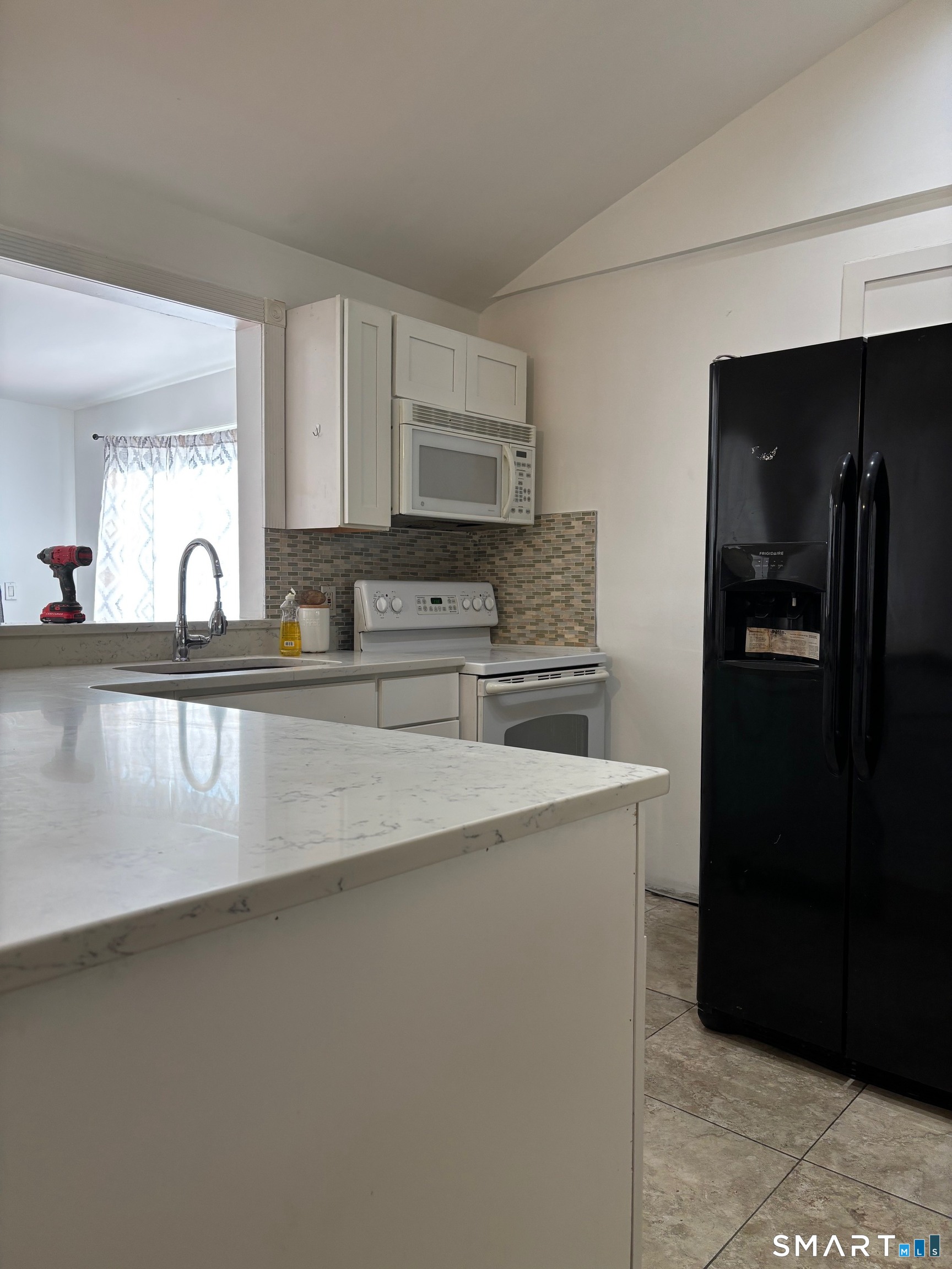 151 Martone Street Waterbury, CT 06708 - Photo 3 of 9