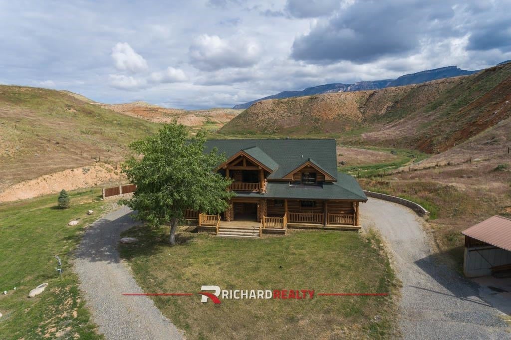 1727 Highway 14 Shell, WY 82441 - Photo 53 of 62 Gallery Image 53