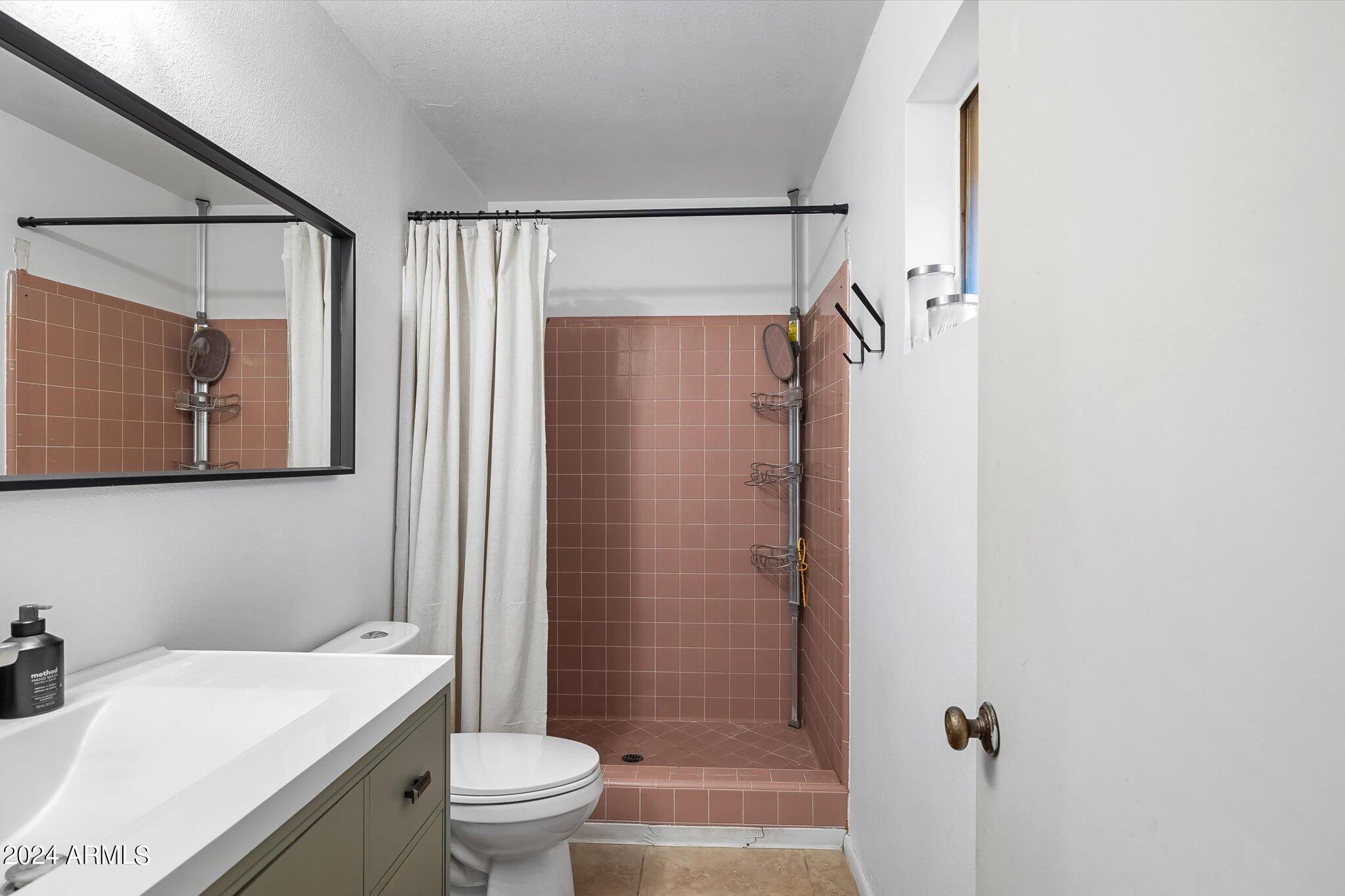 2015 East Southern Avenue, Unit 8 Tempe, AZ 85282 - Photo 13 of 22 Master Bathroom