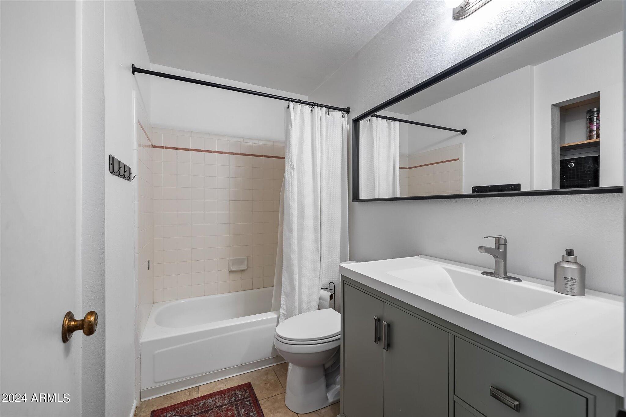 2015 East Southern Avenue, Unit 8 Tempe, AZ 85282 - Photo 16 of 22 Bathroom
