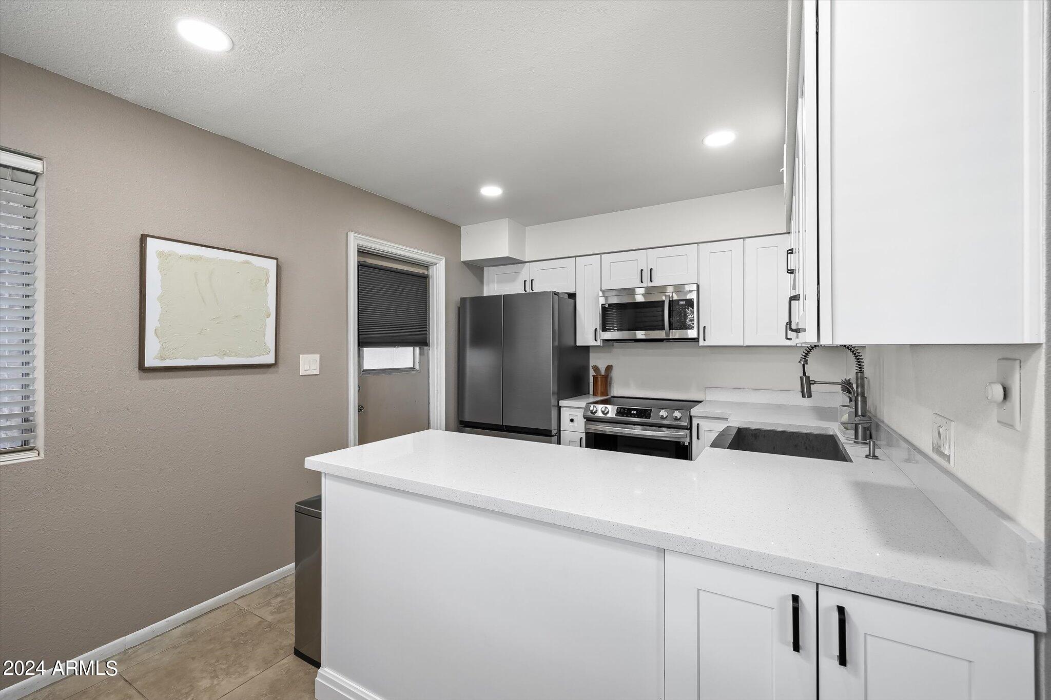 2015 East Southern Avenue, Unit 8 Tempe, AZ 85282 - Photo 7 of 22 Kitchen