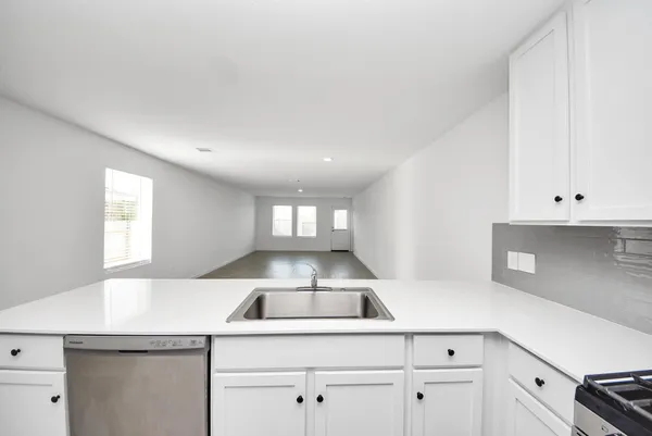 $1,975 | 248 Hazy Pnes Lane, Willis, TX 77378
