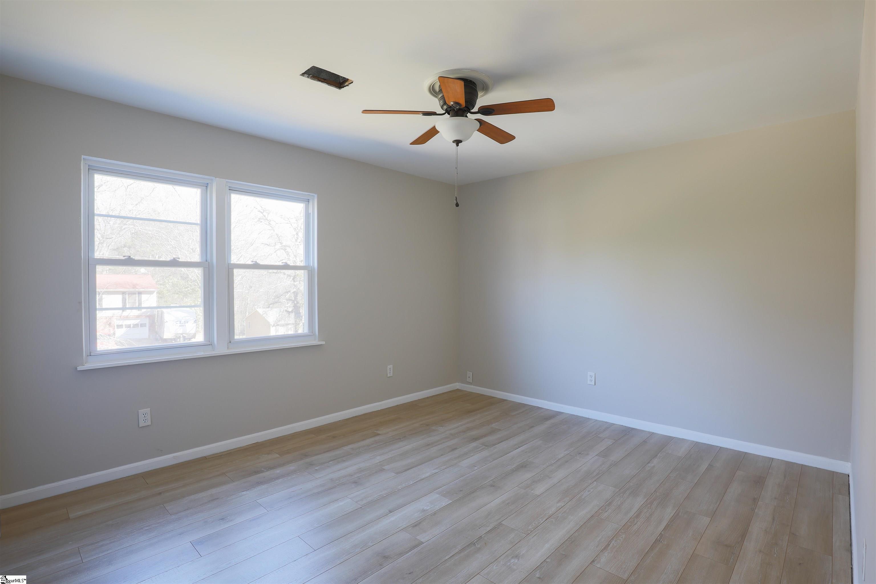 605 Holland Road Simpsonville, SC 29681 - Photo 12 of 14 Gallery Image 12