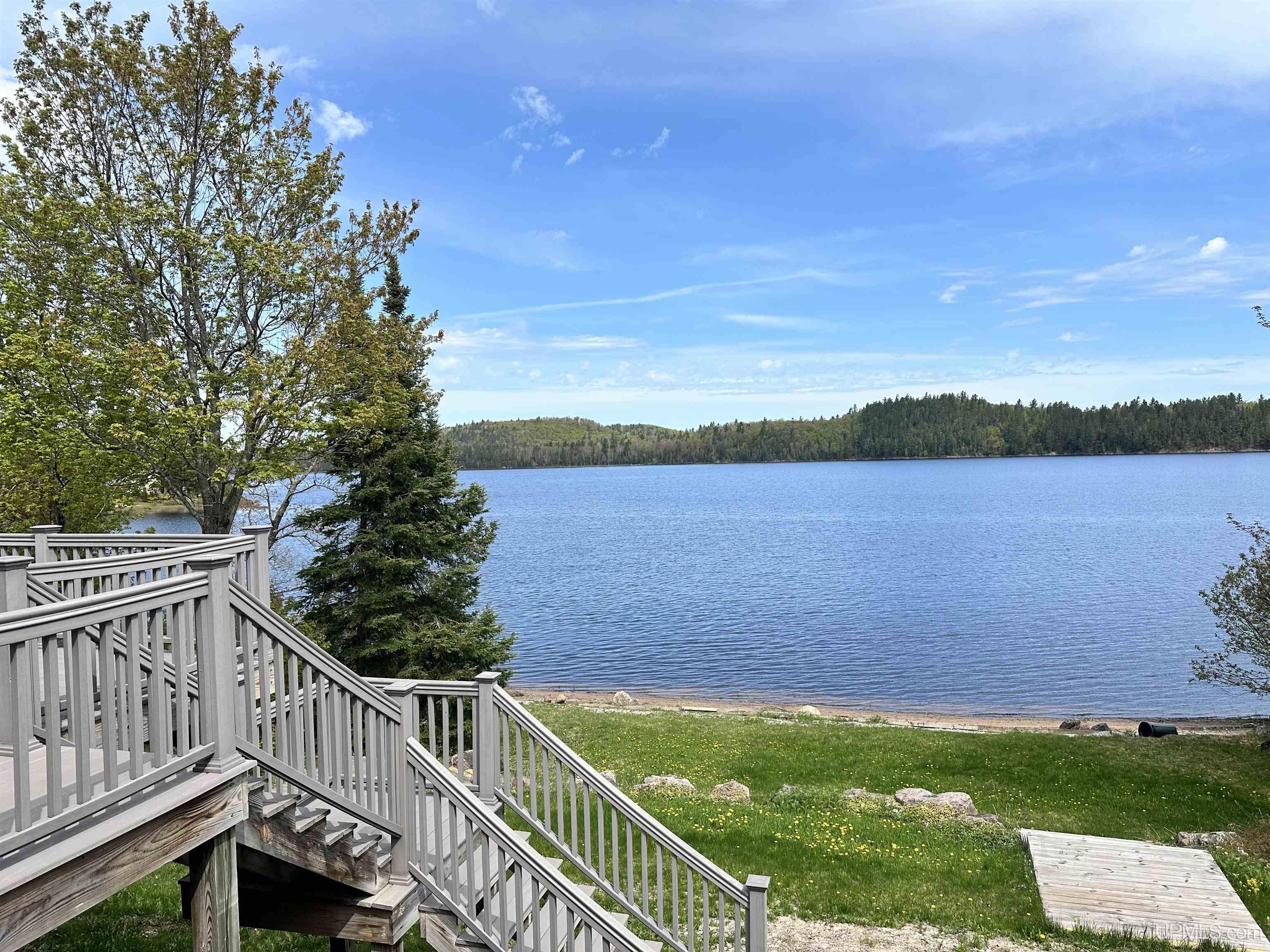 23 Chipman Drive Ishpeming, MI 49849 - Photo 3 of 92