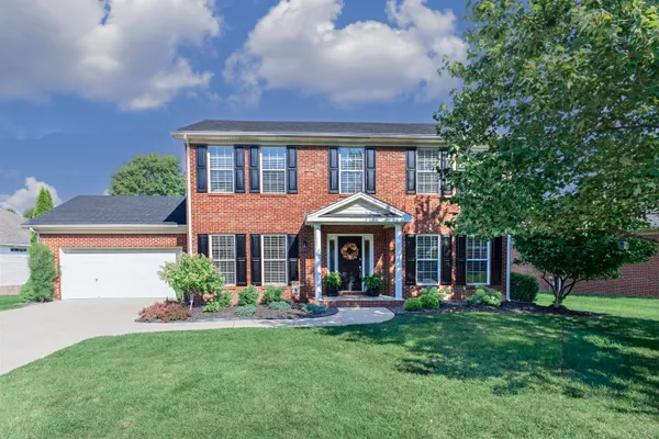 $494,500 | 308 South Hill Road, Versailles, KY 40383