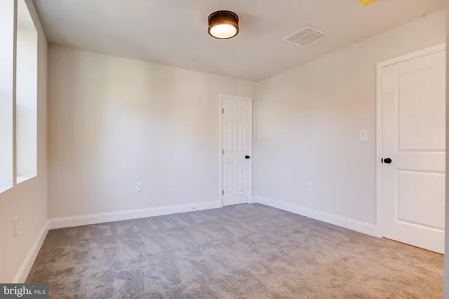 $800,000 | 15 South Mauldin Avenue, North East, MD 21901