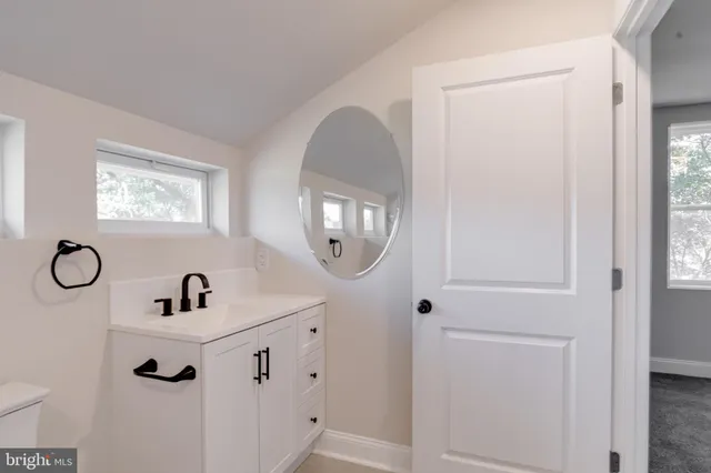 $800,000 | 15 South Mauldin Avenue, North East, MD 21901