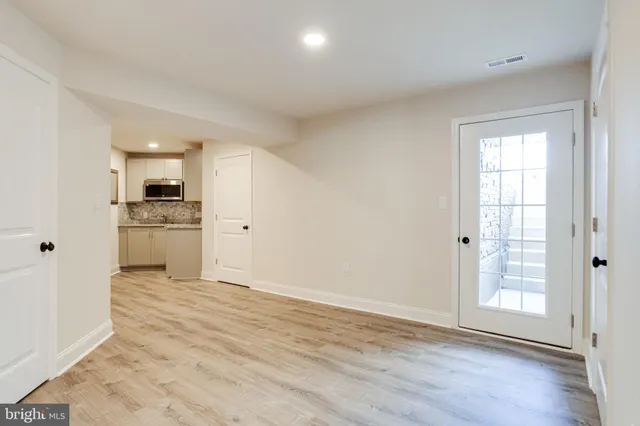 $800,000 | 15 South Mauldin Avenue, North East, MD 21901