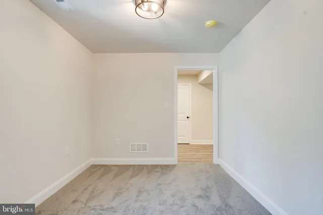 $800,000 | 15 South Mauldin Avenue, North East, MD 21901