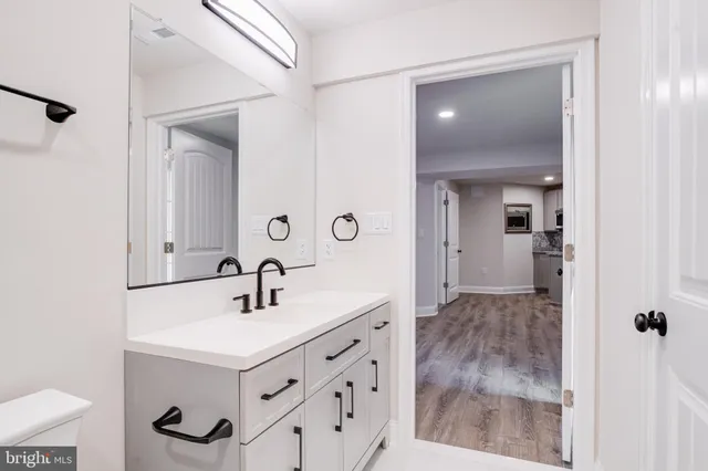 $800,000 | 15 South Mauldin Avenue, North East, MD 21901