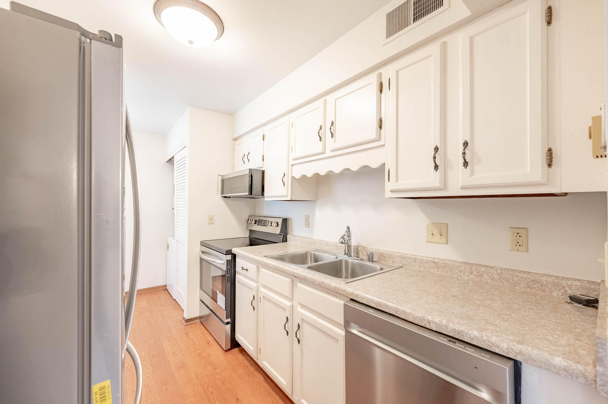 Undisclosed Address Milwaukee, WI 53222 - Photo 7 of 14 Lisbon - 116 - KEP