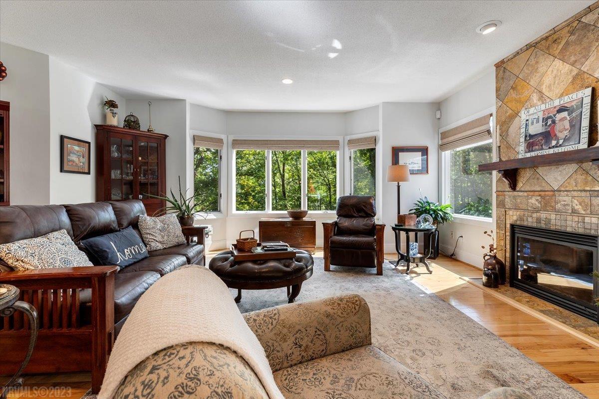 1491 Falcon Ridge Road Blacksburg, VA 24060 - Photo 10 of 34 Gallery Image 10