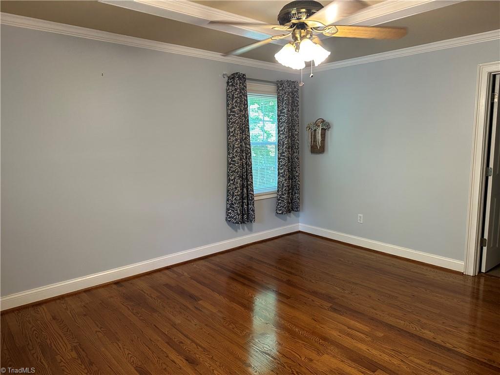 470 Farmbrook Road Mount Airy, NC 27030 - Photo 21 of 49 Kitchen