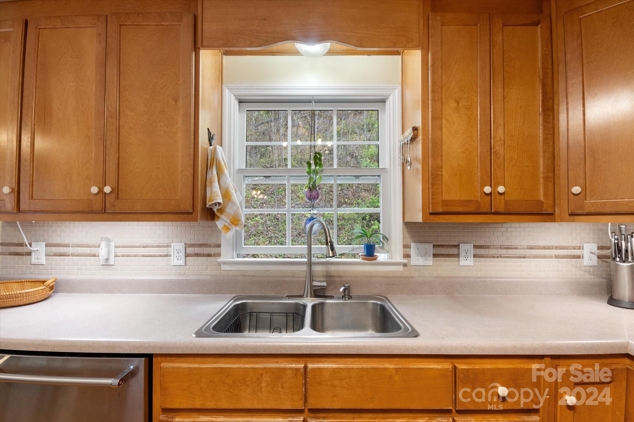 310 Long Branch Road Swannanoa, NC 28778 - Photo 13 of 43 Gallery Image 13