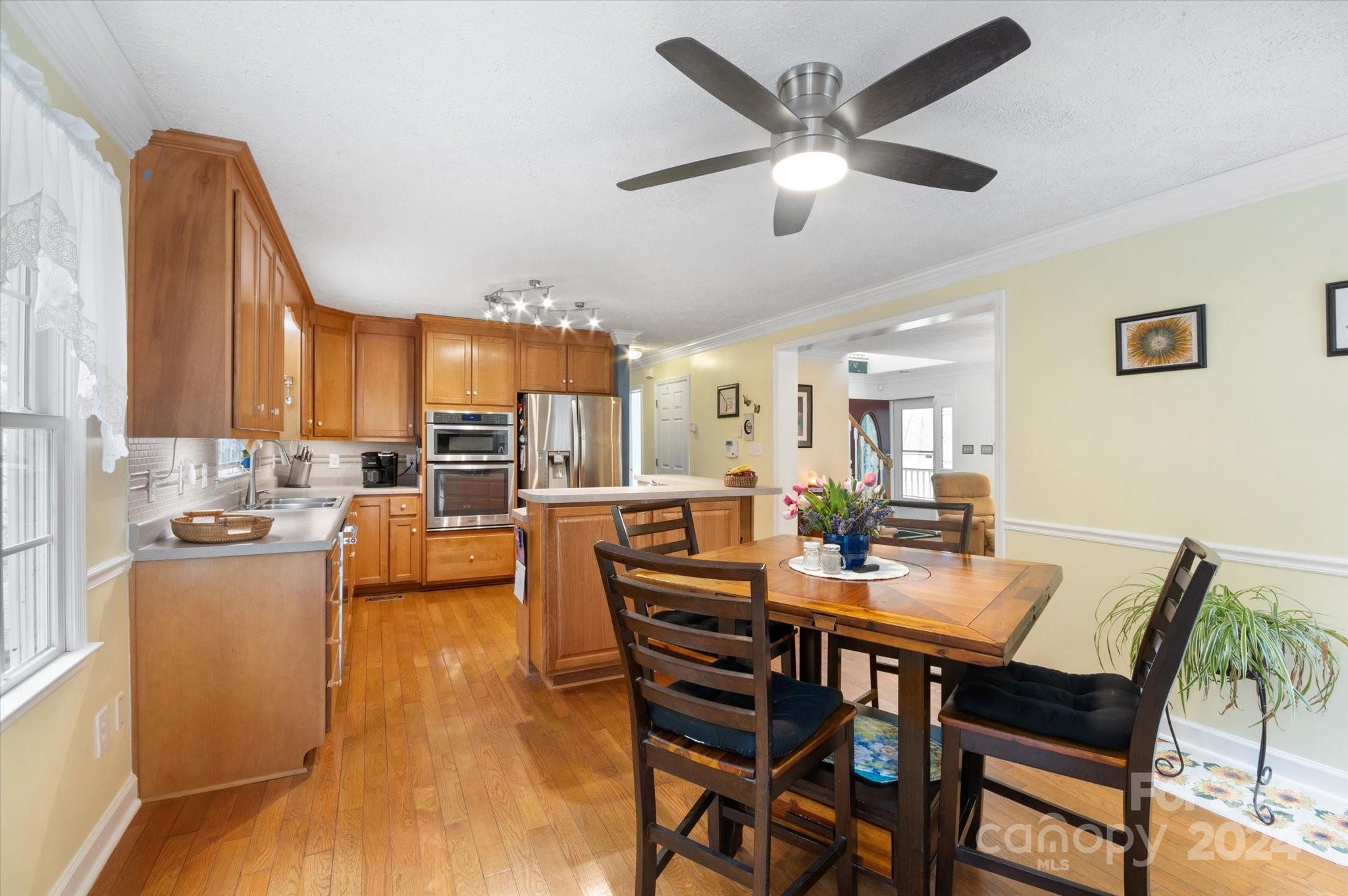 310 Long Branch Road Swannanoa, NC 28778 - Photo 9 of 43 Gallery Image 9