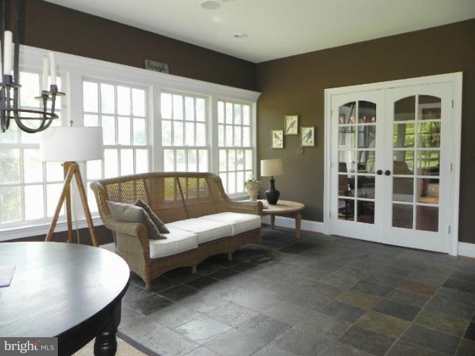 2202 Ridge Road Reisterstown, MD 21136 - Photo 14 of 30 Sunroom