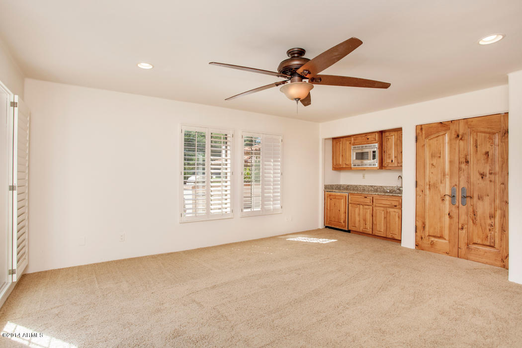 6315 North Yucca Road Paradise Valley, AZ 85253 - Photo 15 of 25 15_guest_suite