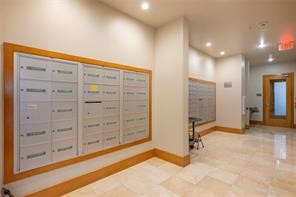 3388 Sage Road, Unit 101 Houston, TX 77056 - Photo 10 of 32