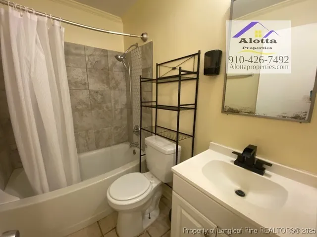 $990 | 2196 Delta Drive, Fayetteville, NC 28304