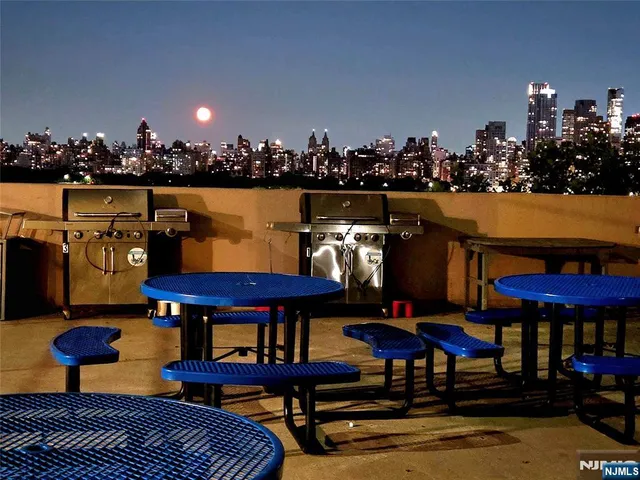 $368,000 | 6600 JFK Boulevard East, Unit 15B, West New York, NJ 07093