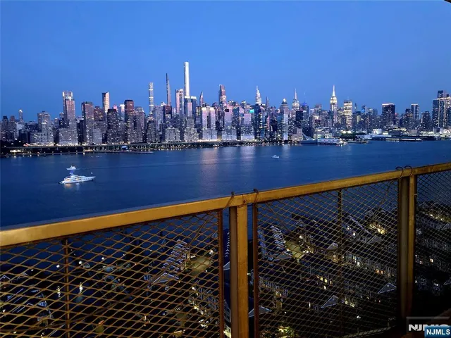 $368,000 | 6600 JFK Boulevard East, Unit 15B, West New York, NJ 07093