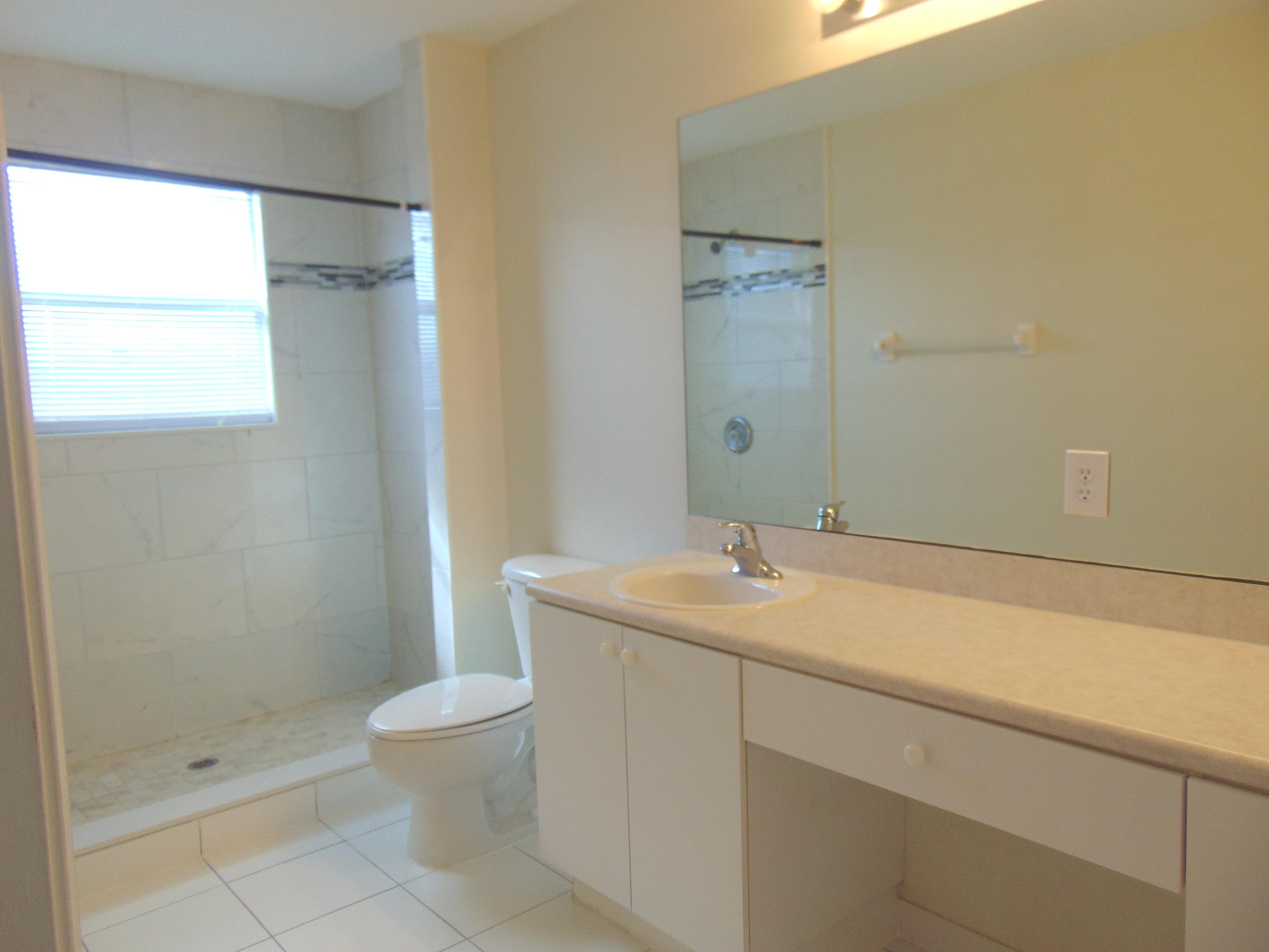 1060 Imperial Lake Road, Unit 360 West Palm Beach, FL 33413 - Photo 16 of 33 Imperial master bathroom