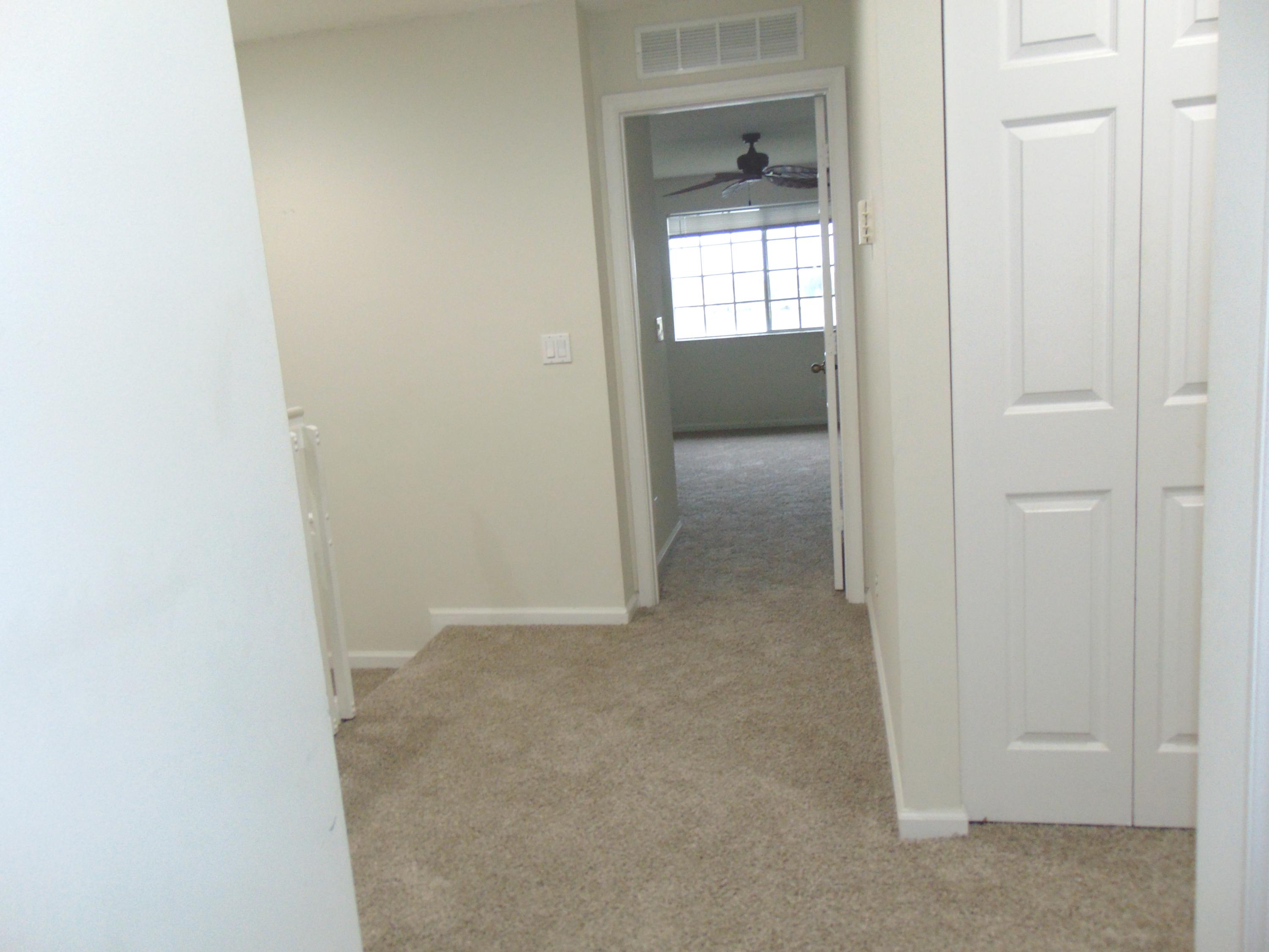 1060 Imperial Lake Road, Unit 360 West Palm Beach, FL 33413 - Photo 19 of 33 imperial 1060 landing