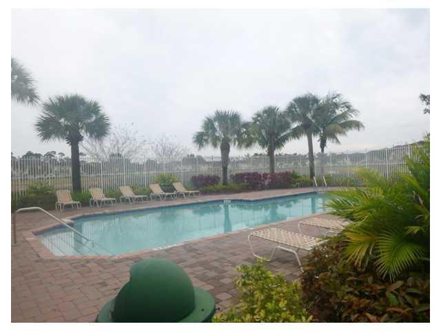 1060 Imperial Lake Road, Unit 360 West Palm Beach, FL 33413 - Photo 31 of 33 imperial community pool