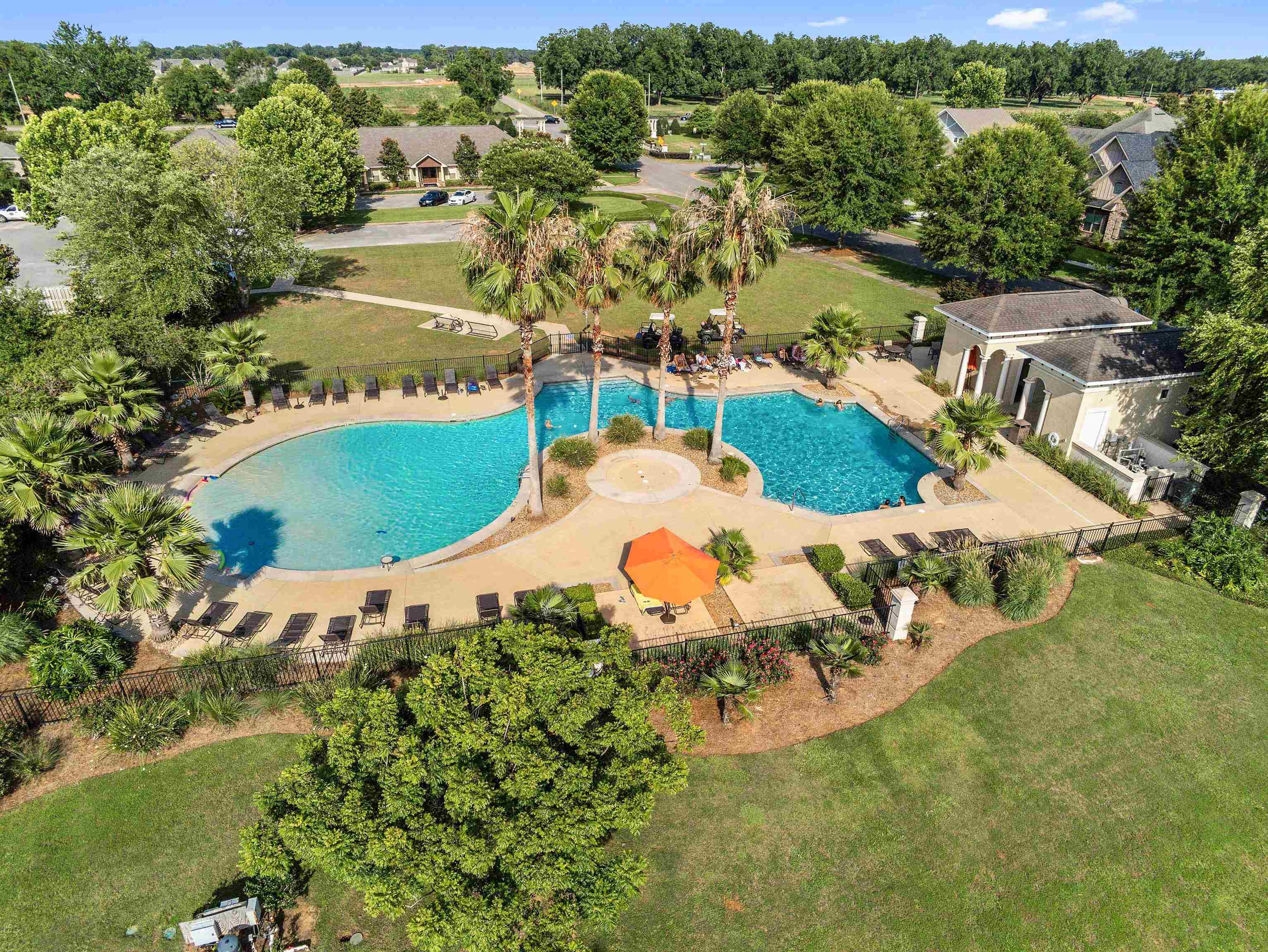 24479 Kipling Court Daphne, AL 36526 - Photo 31 of 41 Pool