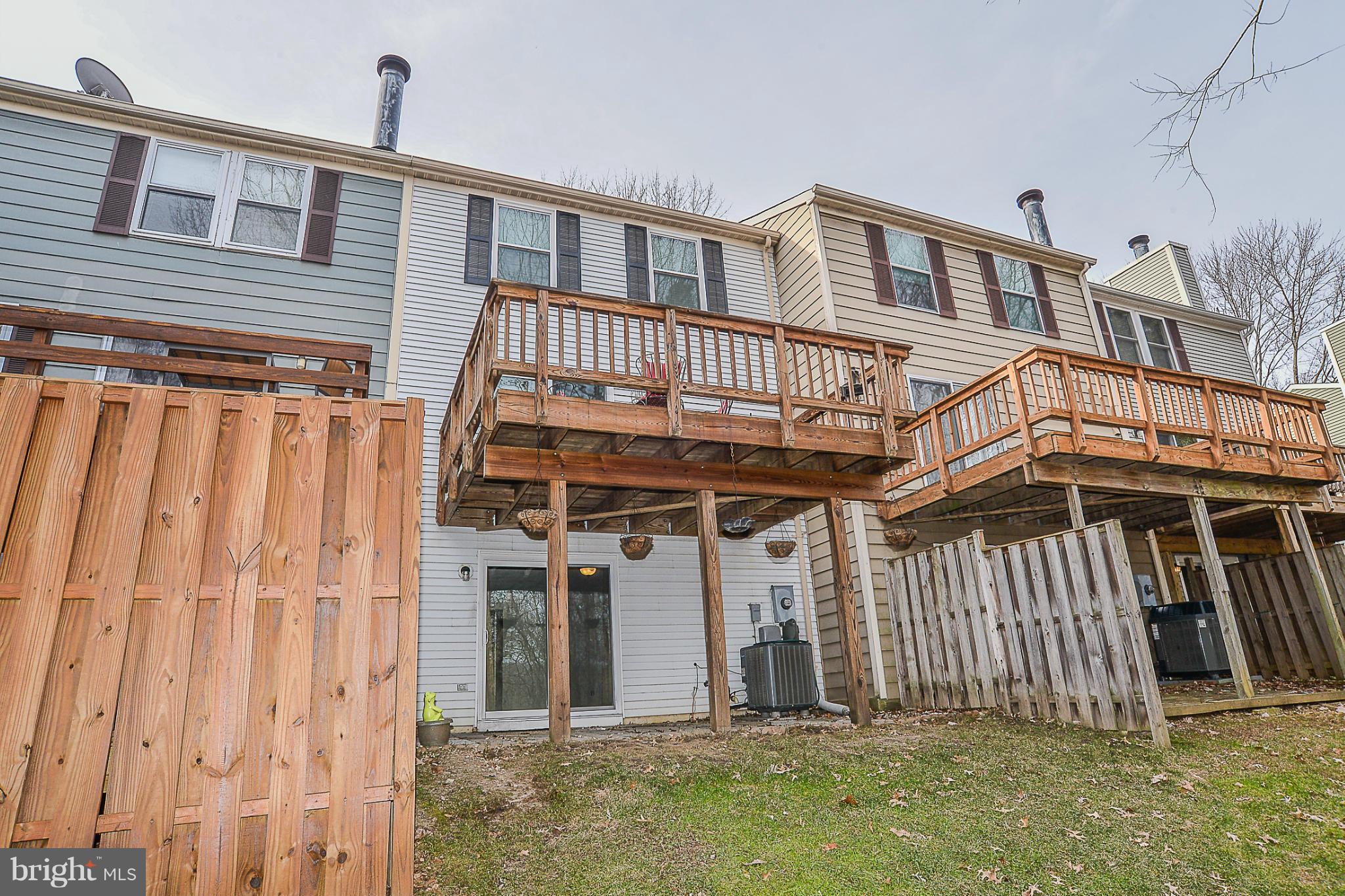 10972 Granby Court Reston, VA 20191 - Photo 23 of 30 Exterior (Rear)