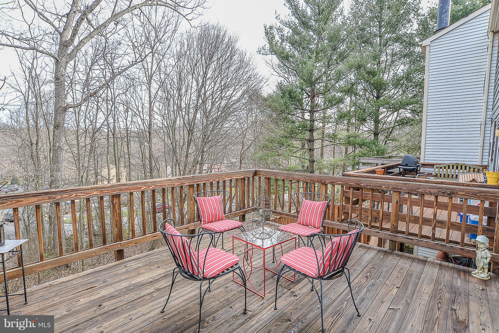 10972 Granby Court Reston, VA 20191 - Photo 27 of 30 Rear Deck