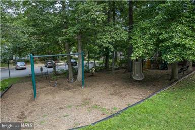 10972 Granby Court Reston, VA 20191 - Photo 29 of 30 Community