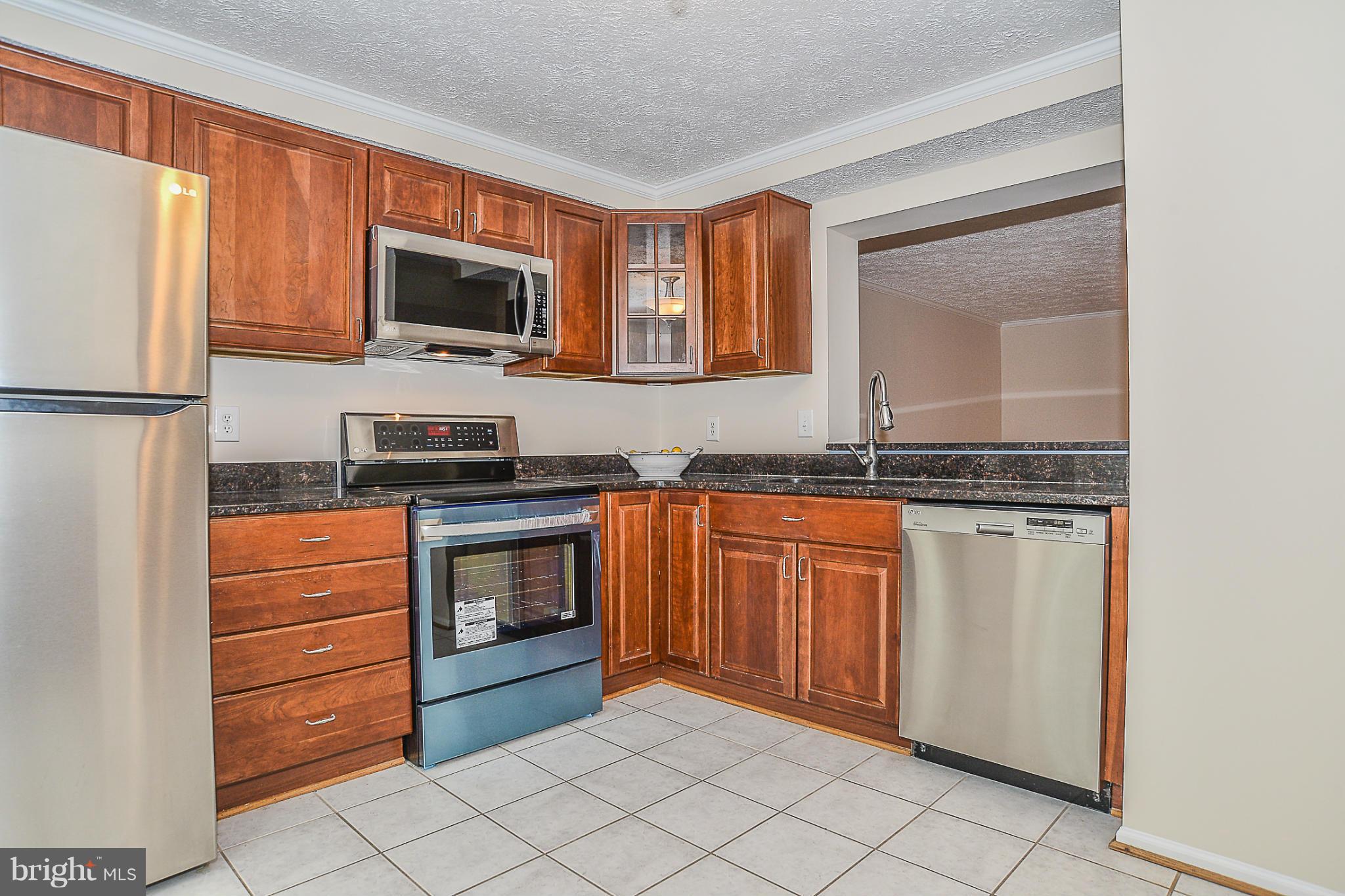 10972 Granby Court Reston, VA 20191 - Photo 5 of 30 Kitchen