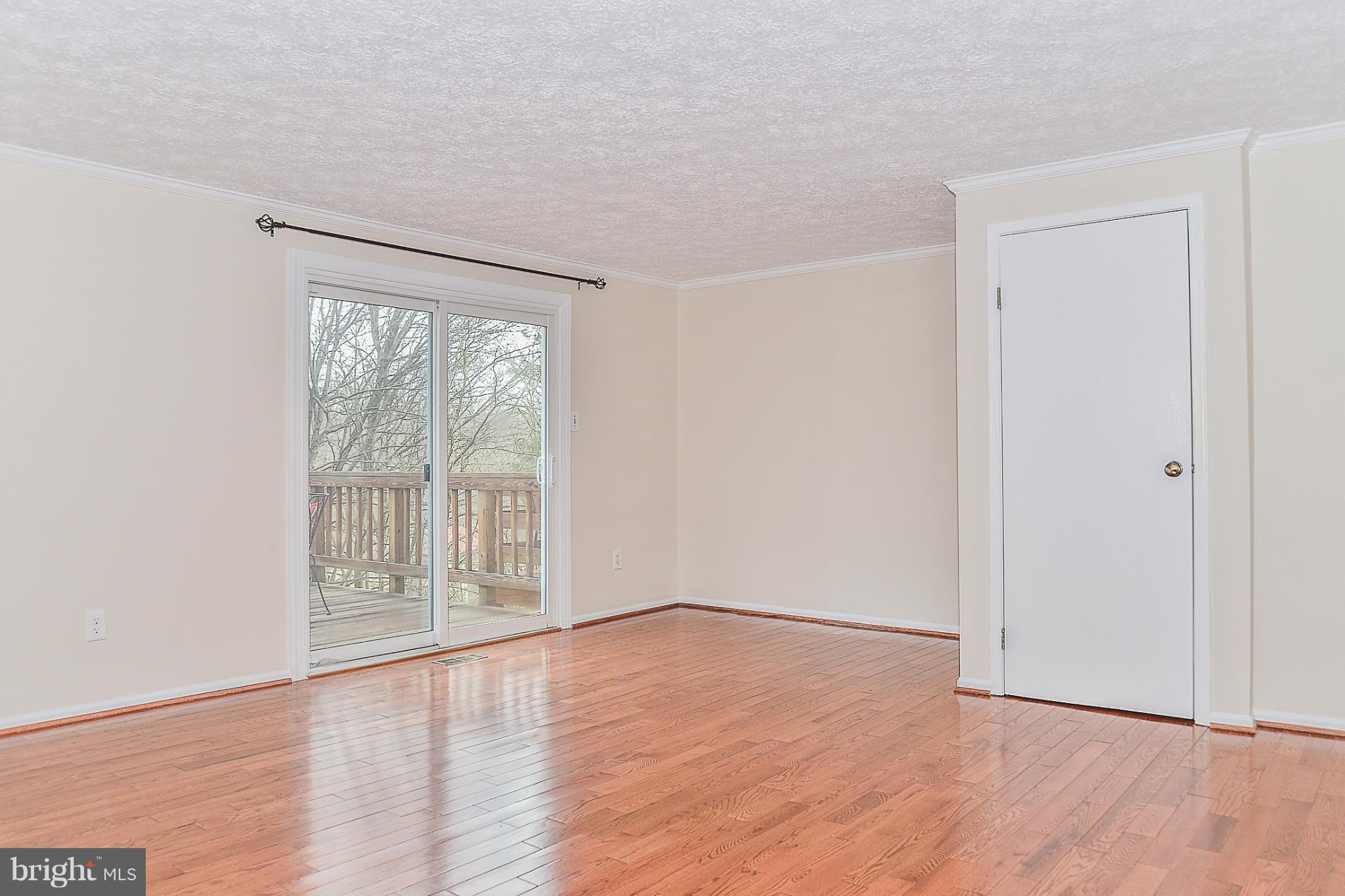 10972 Granby Court Reston, VA 20191 - Photo 9 of 30 Living Room/ Dining Room