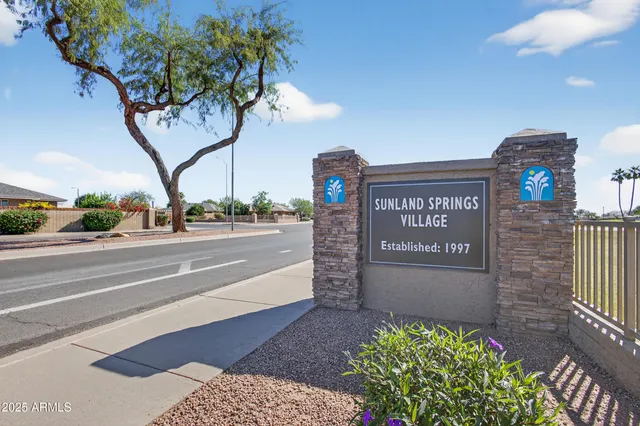 a view of a tennis court